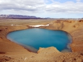 10-jazera-v-krateroch-Island