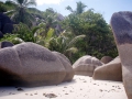 36-turisticka-atrakcia-seychelov-granitove-balvany-a-formacie