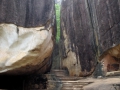 056-sigiriya-rocks