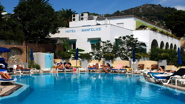 VILLA SANFELICE HOTEL 4* (CAPRI)